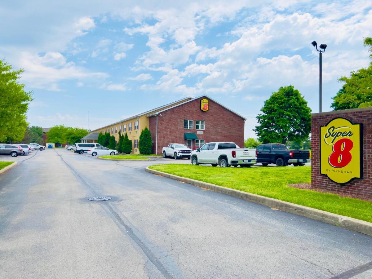 Super 8 By Wyndham Maumee Perrysburg Toledo Area Motel Exterior photo
